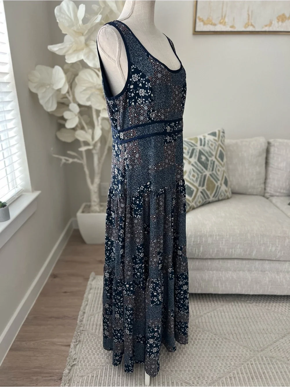 Lulu's Crush Season Navy Blue Floral Quilt Patchwork Print Scoop-Neck Maxi Dress - Picture 4 of 8